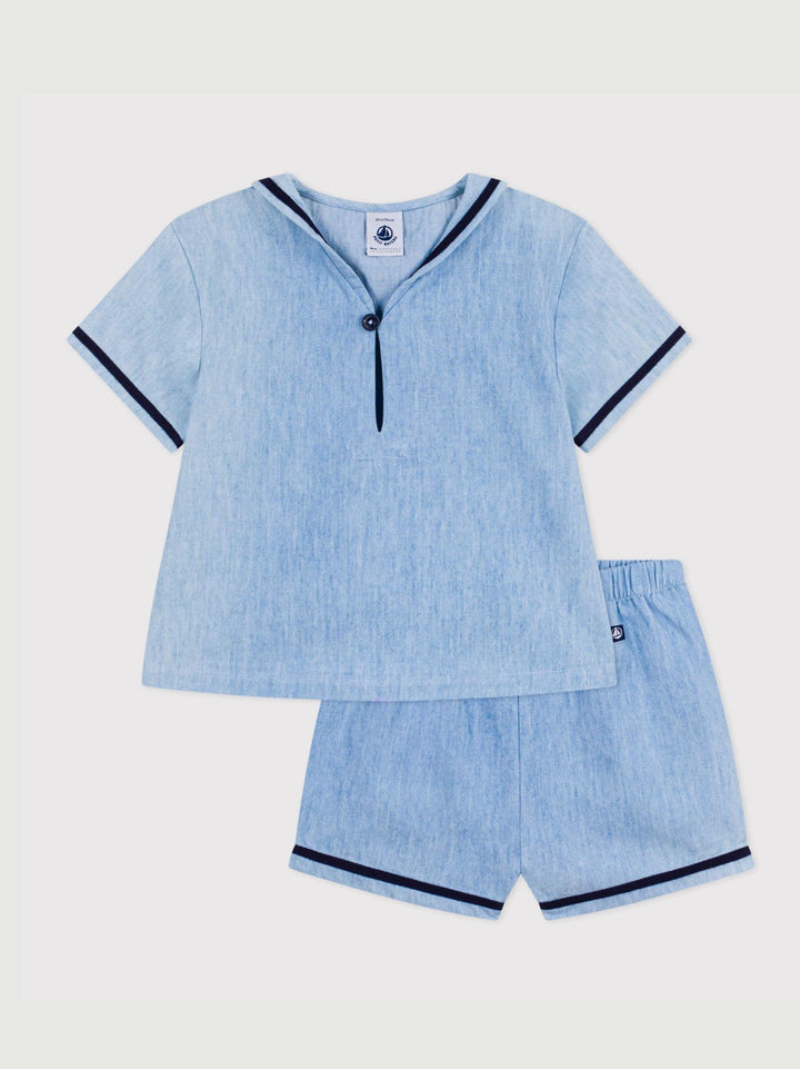 Completo in chambray con dettagli navy