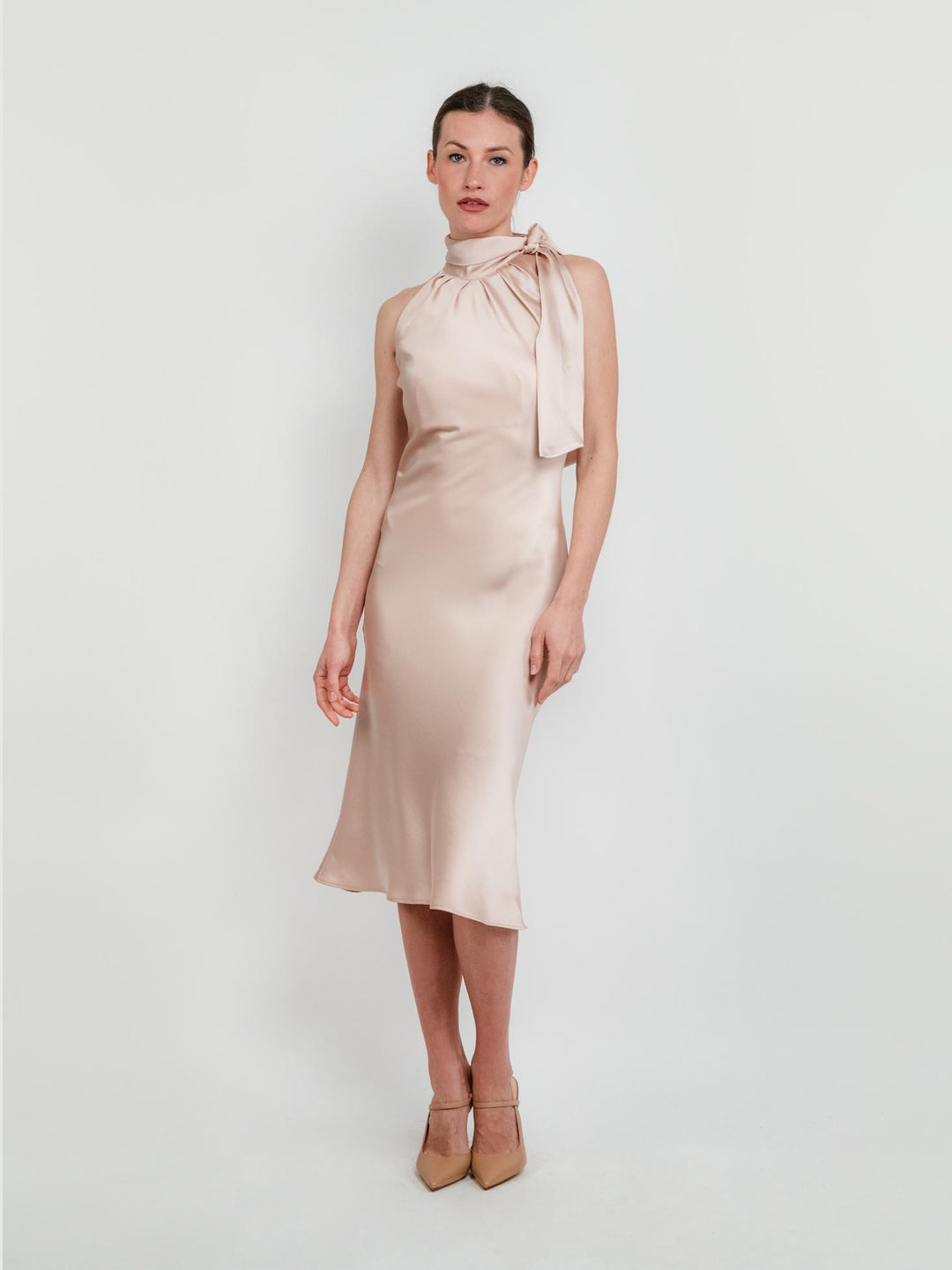 ABITO HALTER COLOR CHAMPAGNE