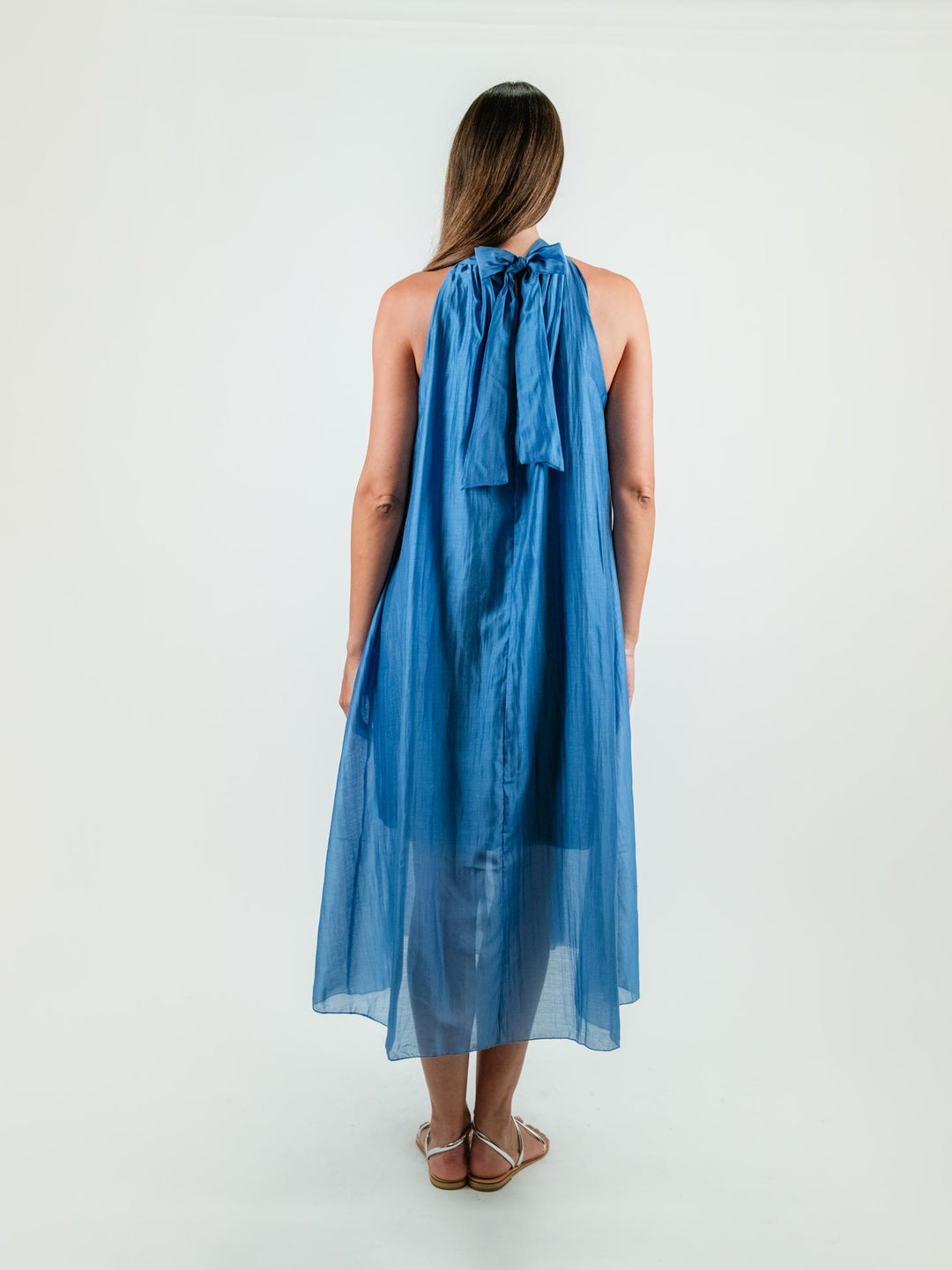ABITO LUNGO CON SCOLLO HALTER AZZURRO