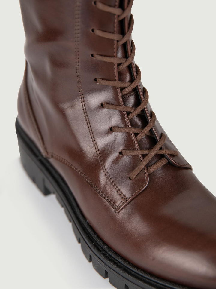 ANFIBIO ALTO IN PELLE MARRONE