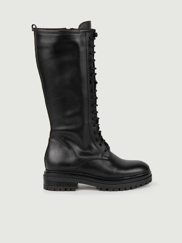 ANFIBIO ALTO IN PELLE NERA CON ZIP