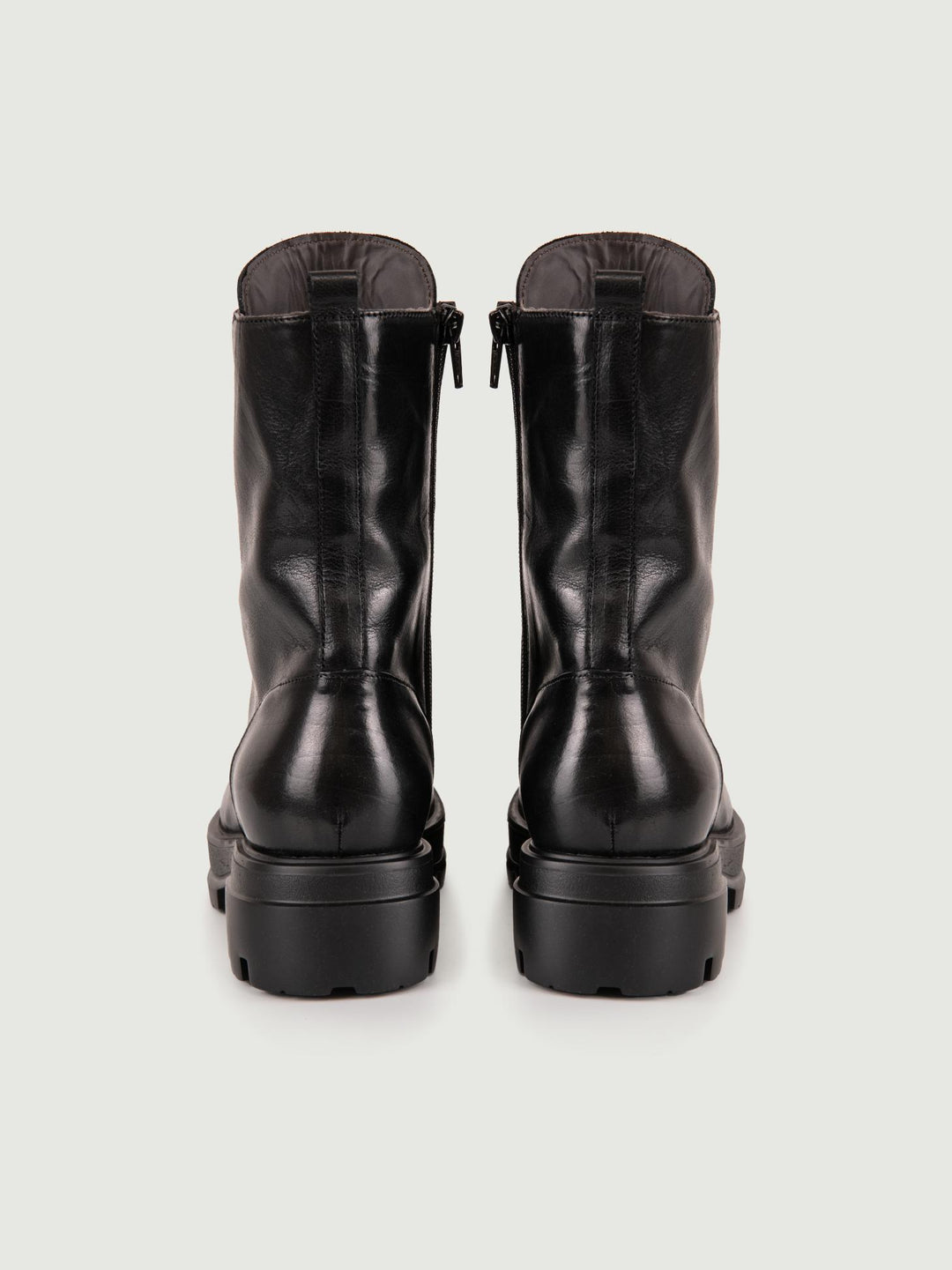 ANFIBIO IN PELLE NERA CON PARA EXTRALIGHT