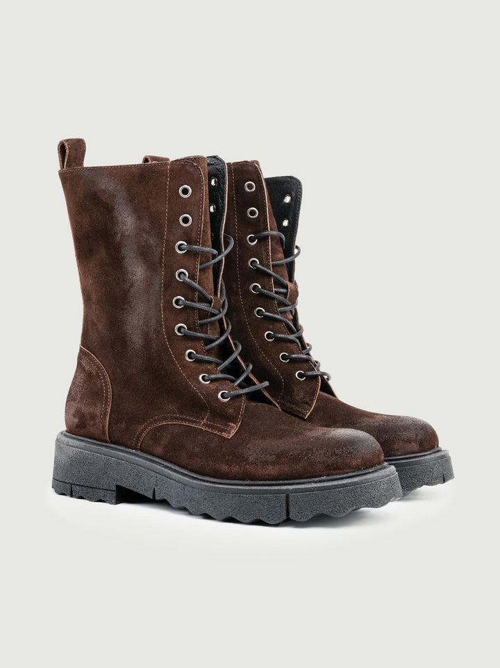 ANFIBIO IN PELLE SCAMOSCIATA TESTA MORO