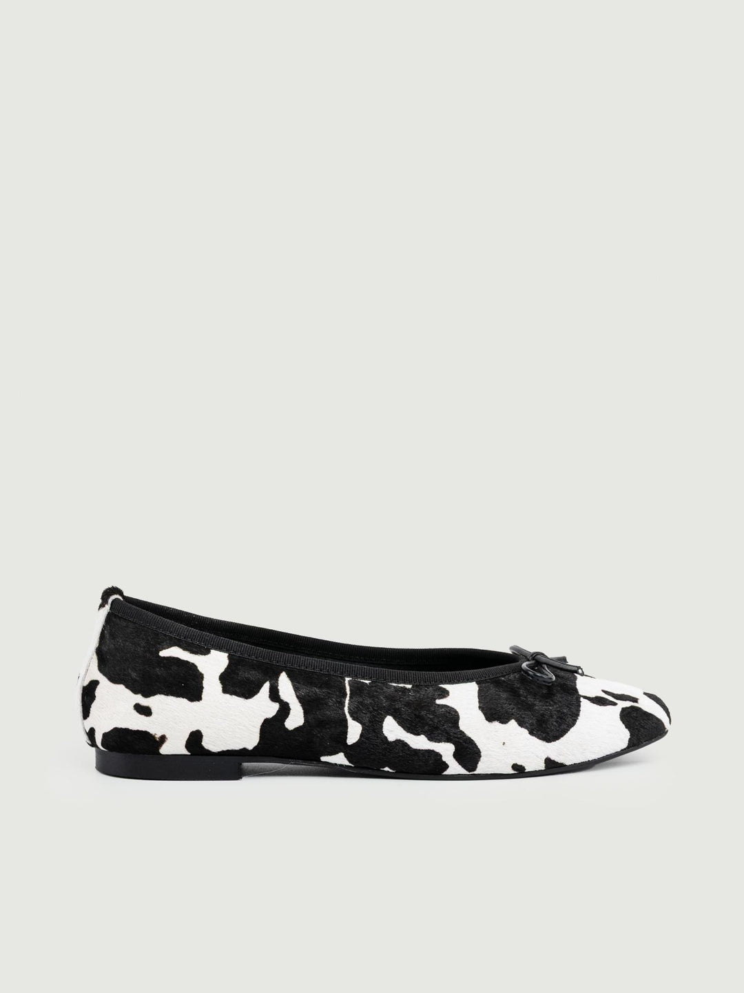 BALLERINA IN CAVALLINO COW PRINT