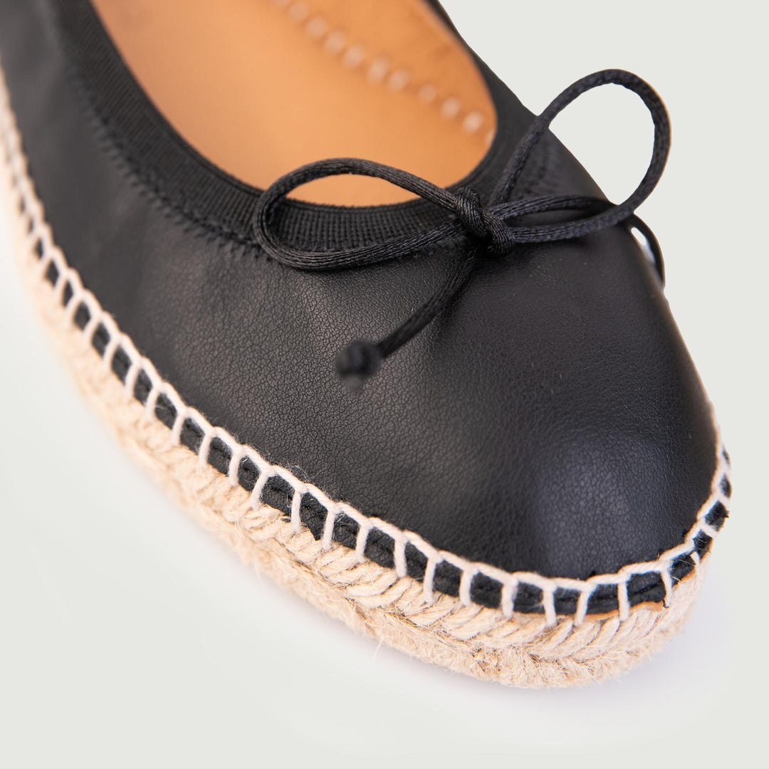BALLERINA IN PELLE E SUOLA IN CORDA
