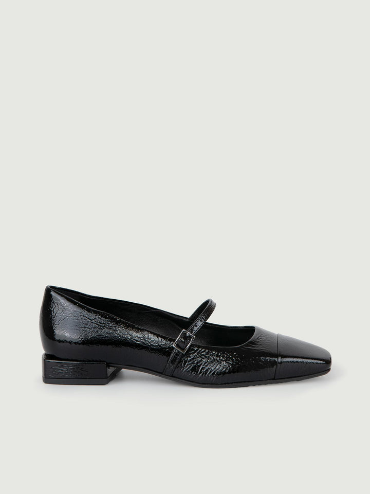 BALLERINA IN VERNICE NERA CON PUNTA SQUADRATA