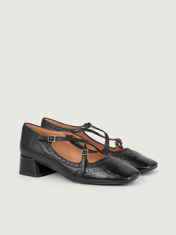 BALLERINA NERA CON CODA DI RONDINE