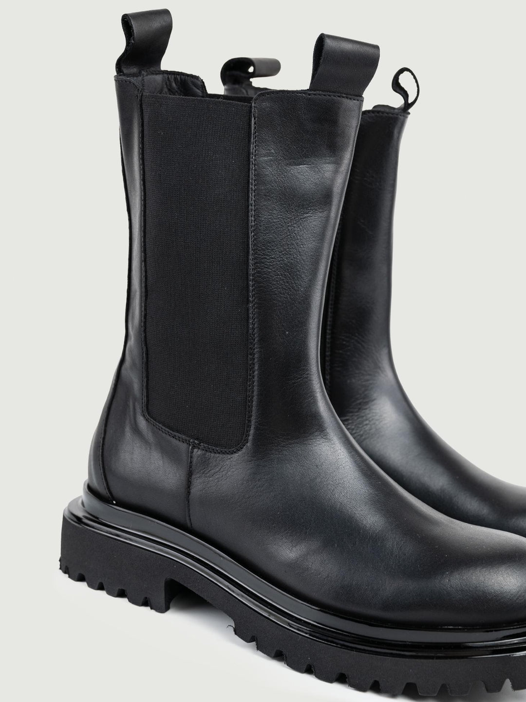 BEATLES CON PROFILI LUCIDI IN PELLE NERO