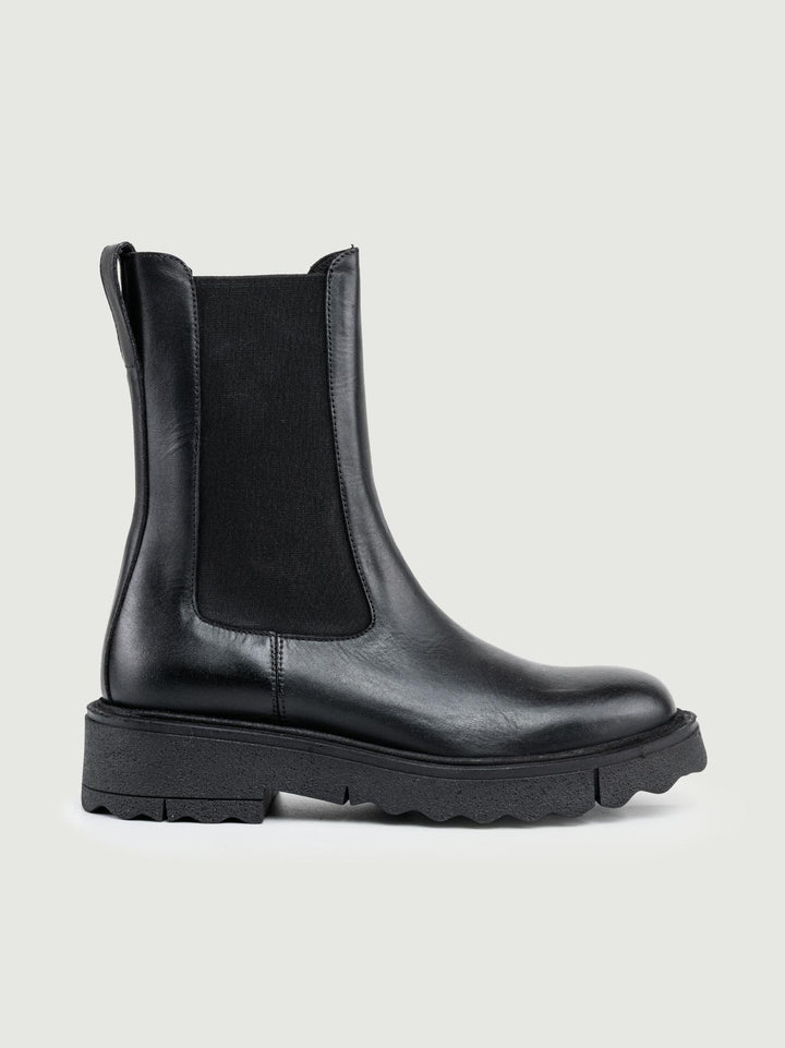 BEATLES IN PELLE NERO