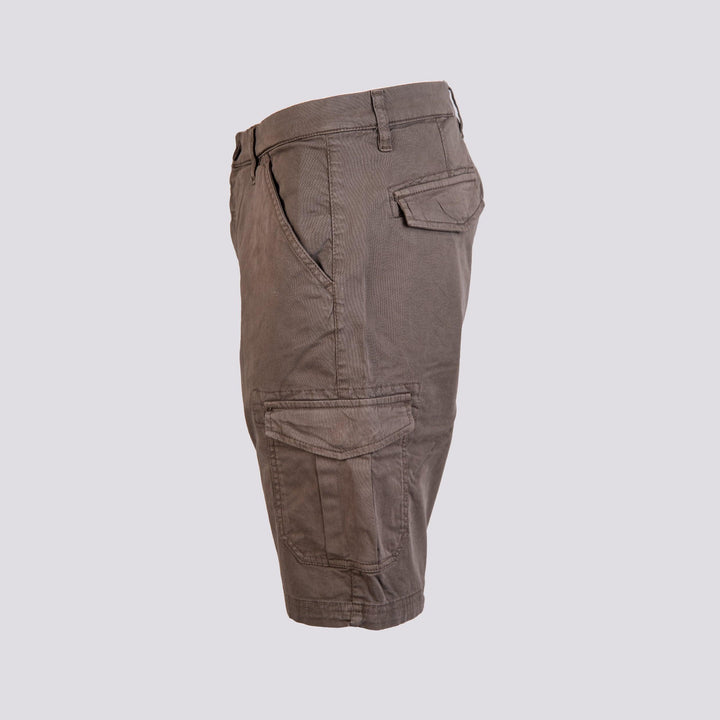 BERMUDA CON TASCONI MODELLO CARGO