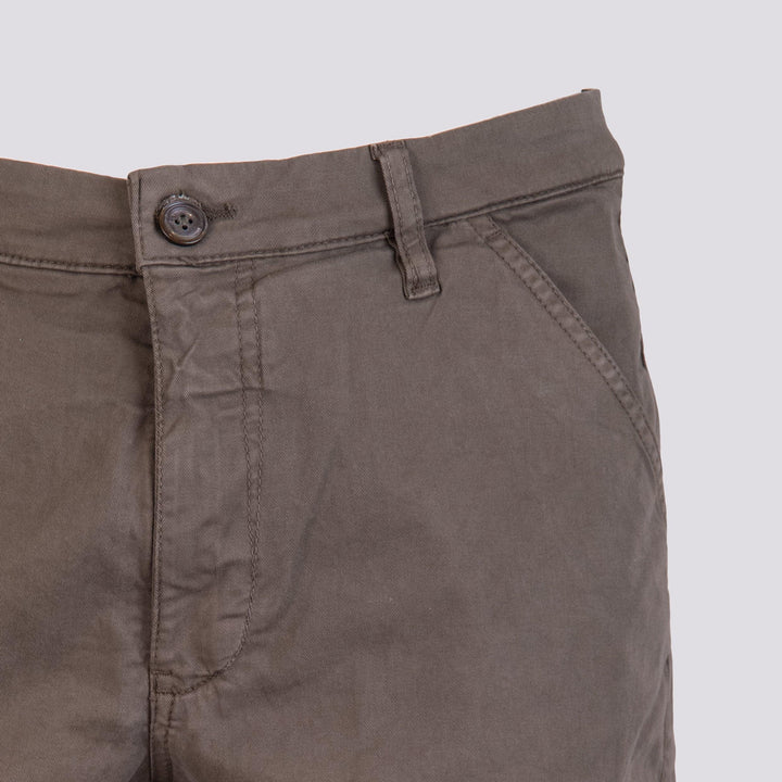 BERMUDA CON TASCONI MODELLO CARGO