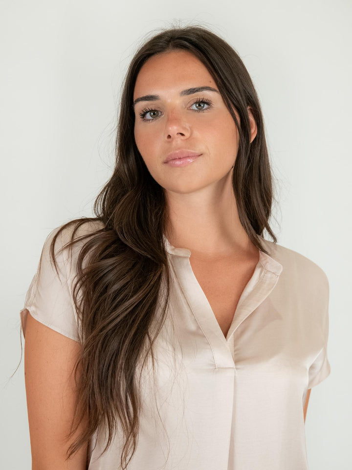 BLUSA A MANICA CORTA IN RASO CHAMPAGNE