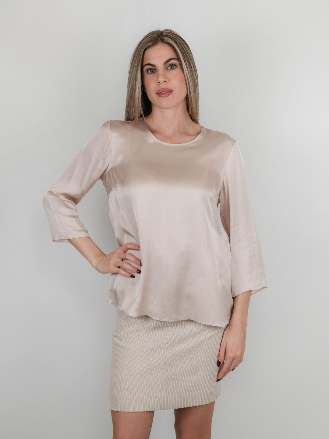 BLUSA COLOR CHAMPAGNE