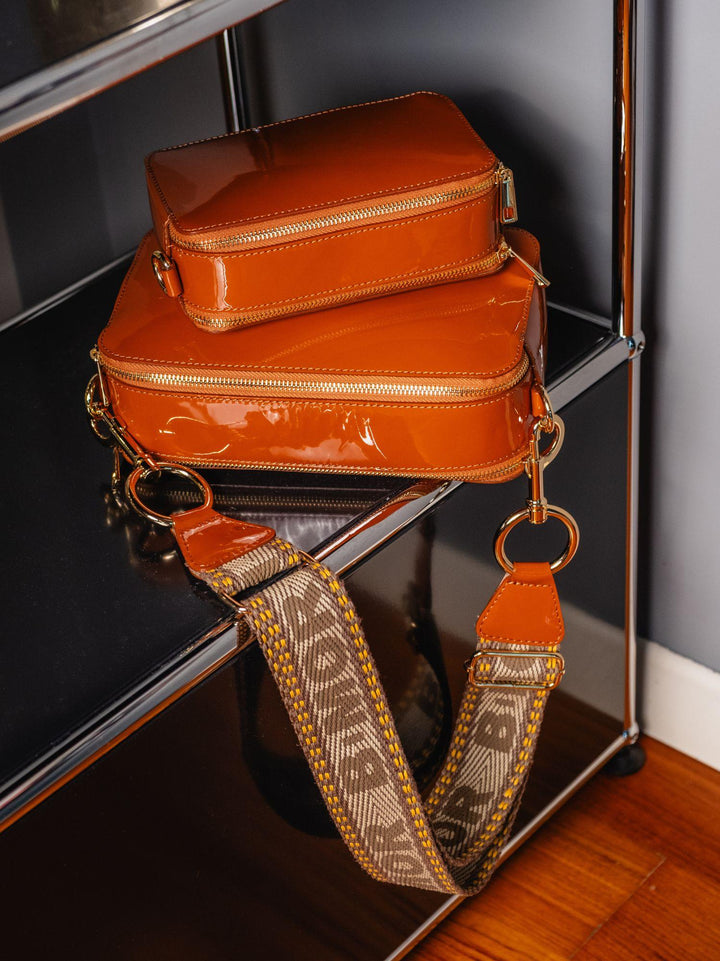 BORSA A TRACOLLA MAXI YOURS MATTONE IN PELLE VERNICE
