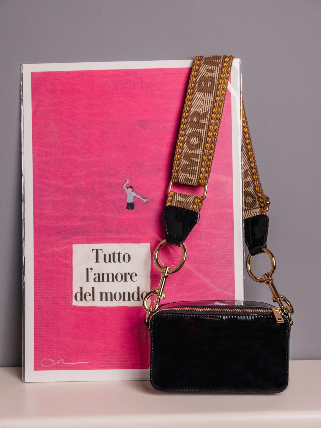 BORSA A TRACOLLA YOURS NERA IN PELLE VERNICE