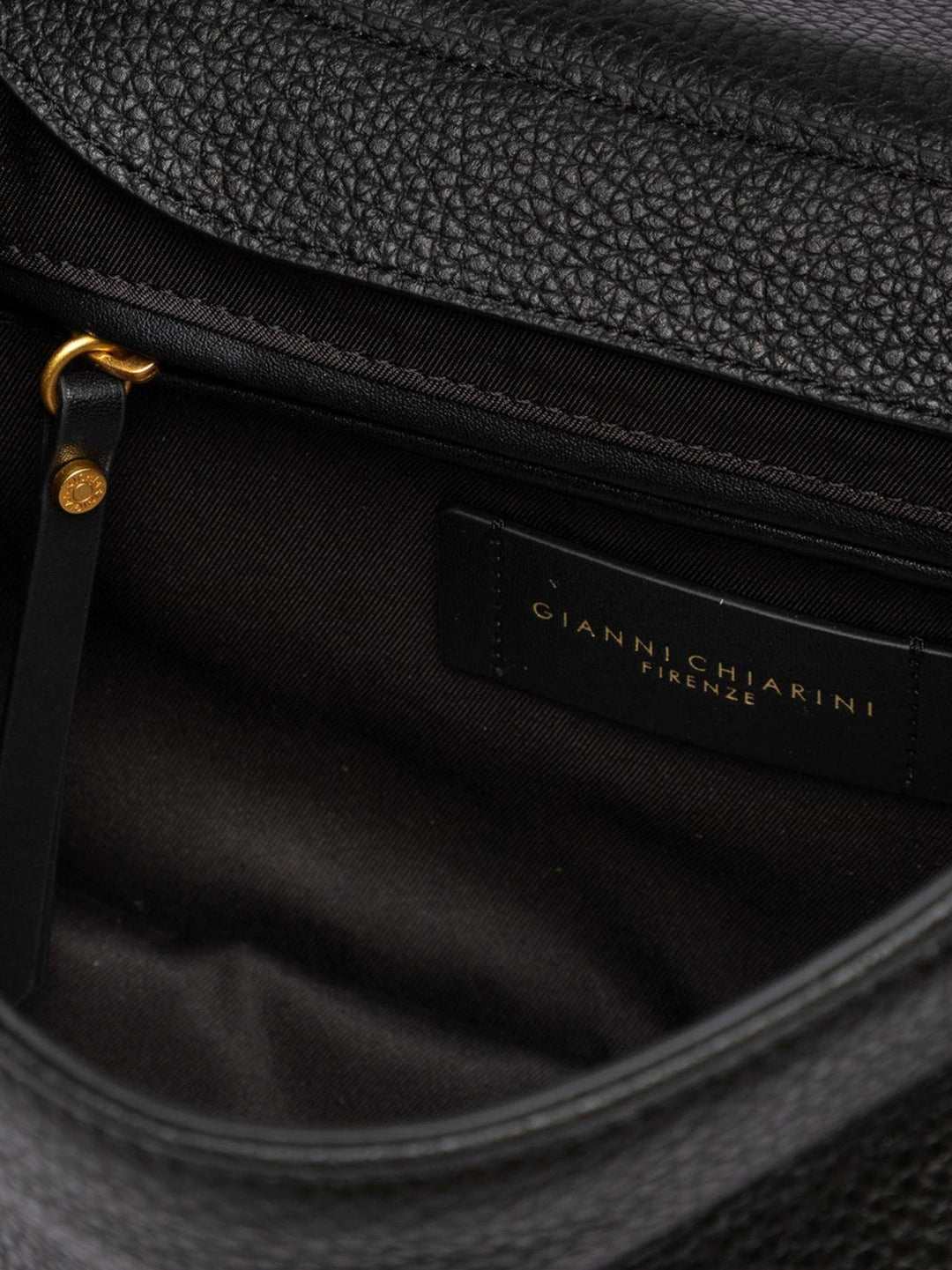 BORSA EDITH IN PELLE MARTELLATA NERA