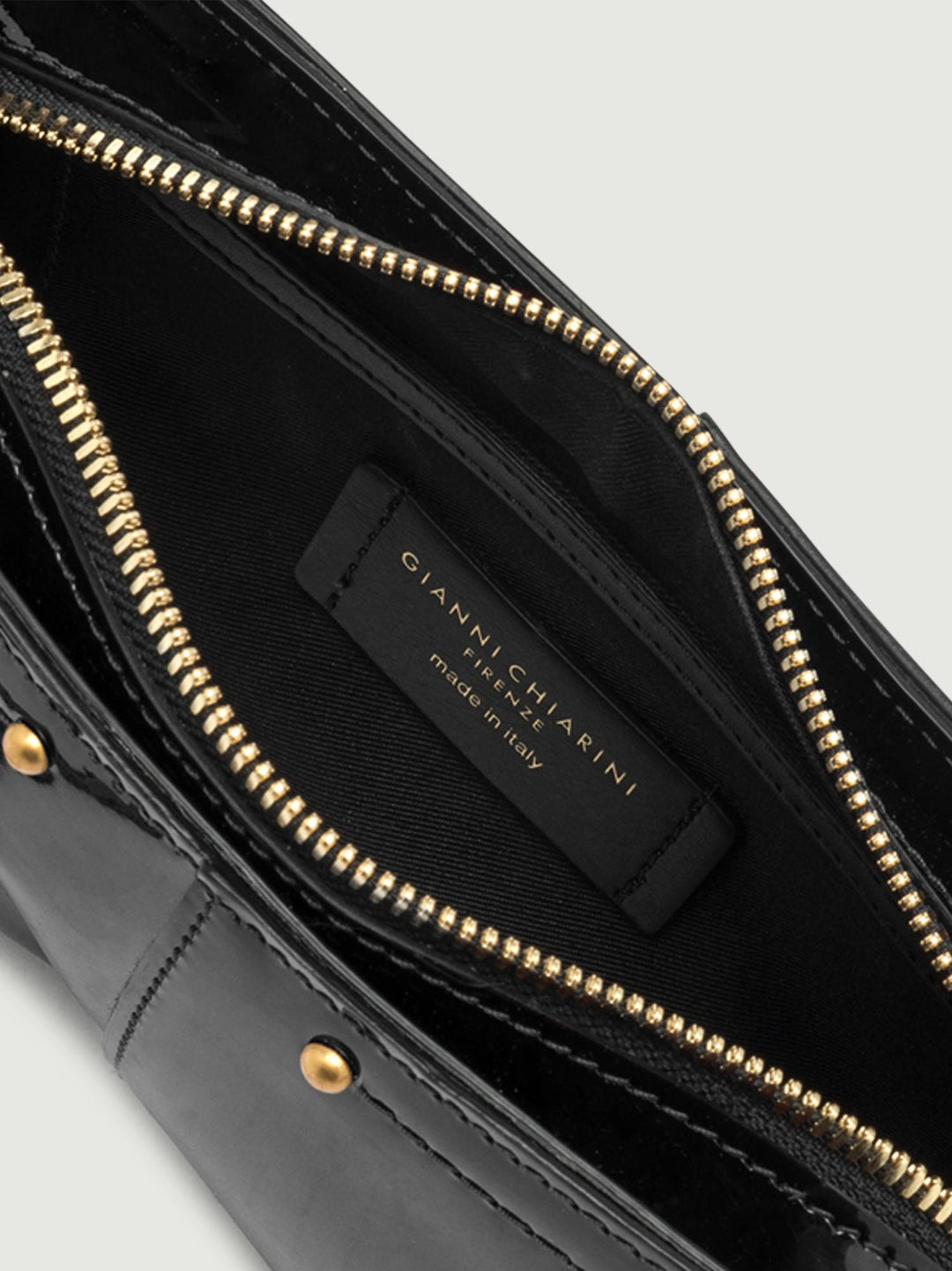 BORSA KEIRA IN VERNICE NERA