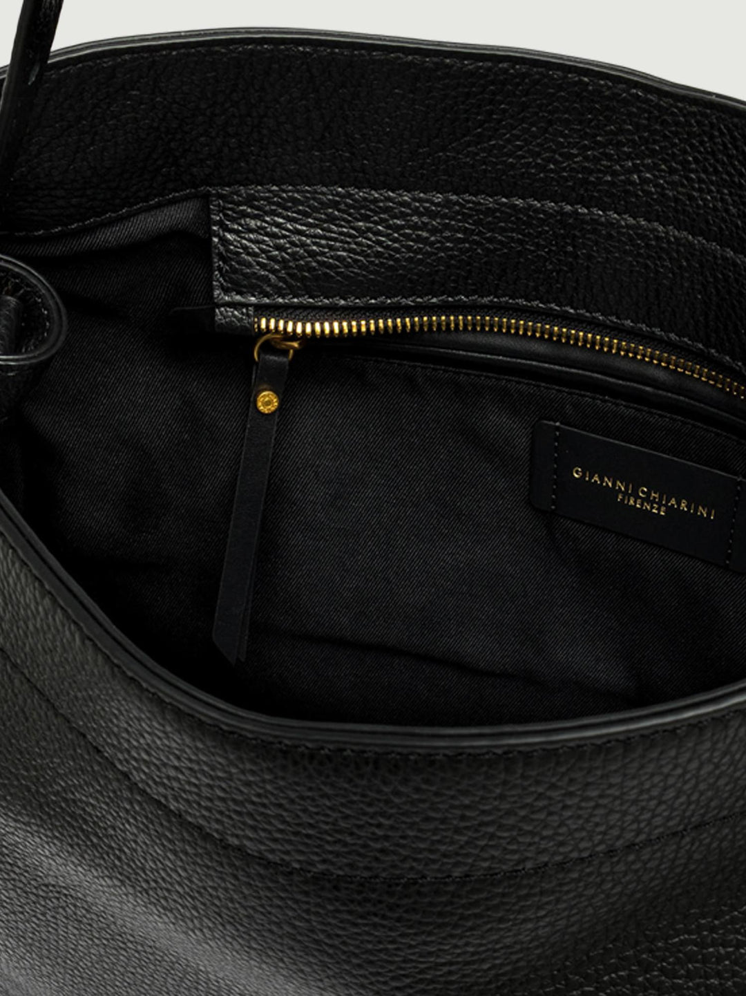 BORSA OTTAVIA IN PELLE MARTELLATA NERA