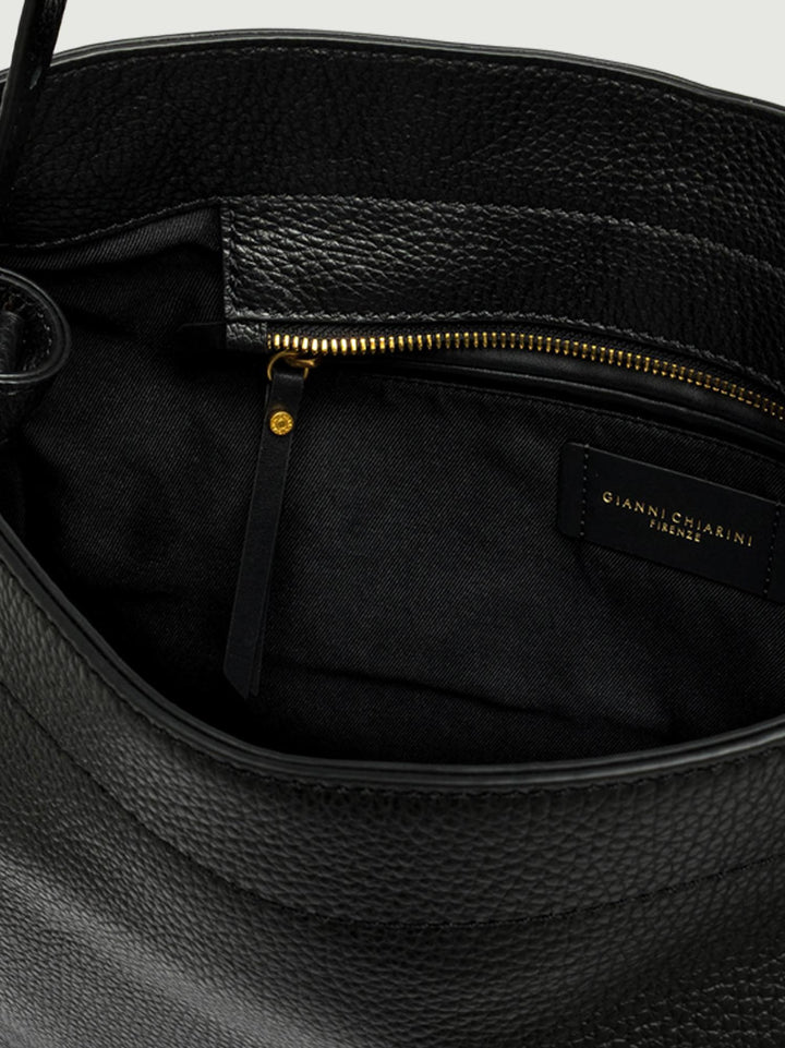 BORSA OTTAVIA IN PELLE MARTELLATA NERA