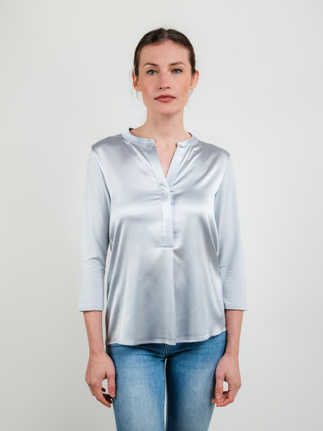 Blusa in seta ghiaccio