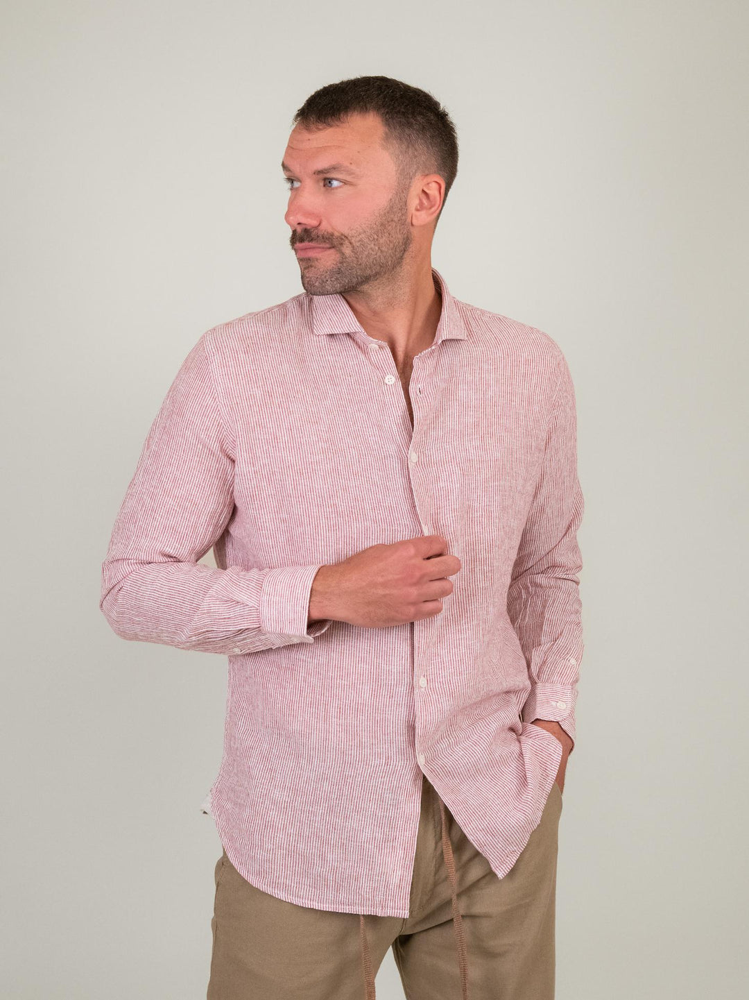 CAMICIA IN LINO E COTONE A RIGHINE BIANCHE E ROSSE
