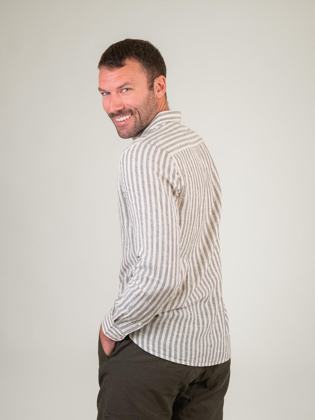 CAMICIA IN LINO E COTONE A RIGONE BIANCO E VERDONE