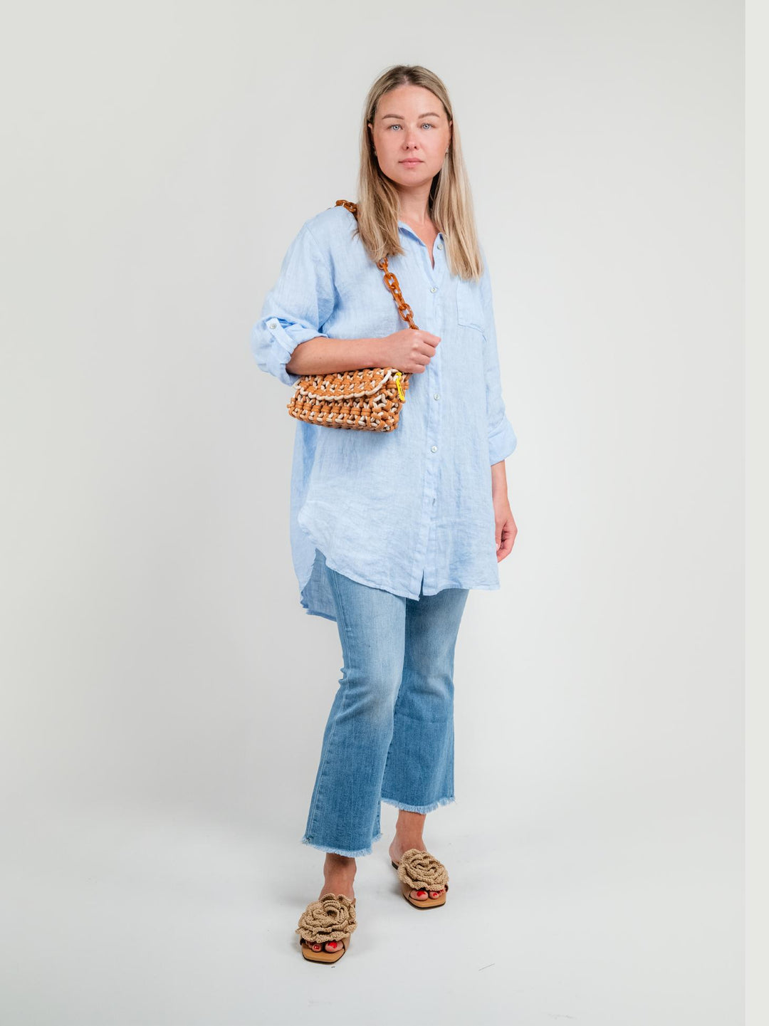 CAMICIA LUNGA IN LINO AZZURRO