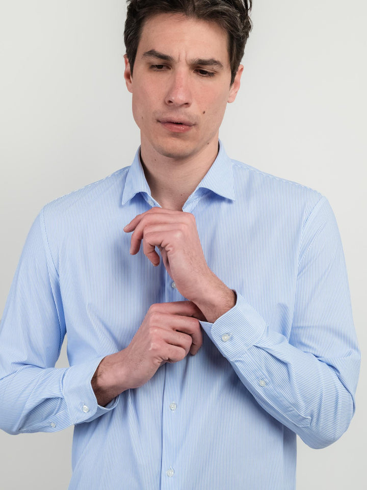 CAMICIA NO STIRO A RIGHE BIANCHE E AZZURRE