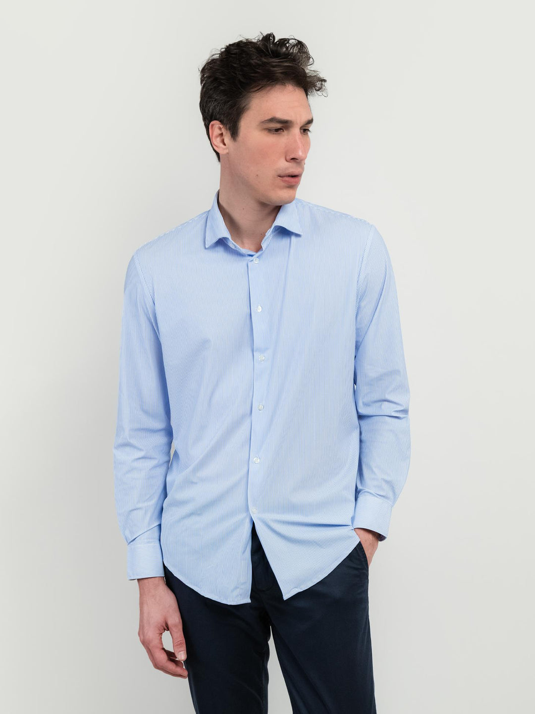 CAMICIA NO STIRO A RIGHE BIANCHE E AZZURRE