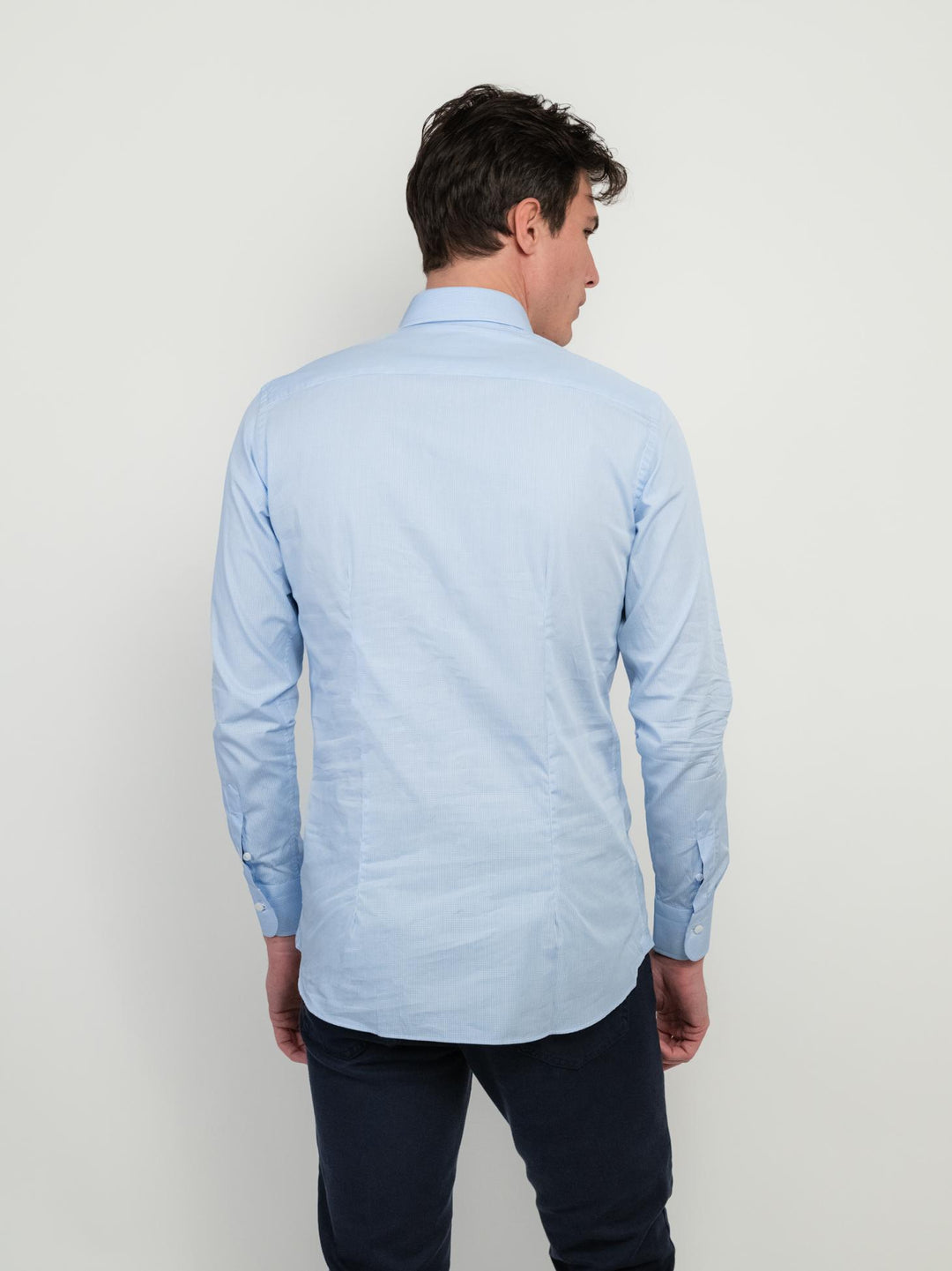 CAMICIA SLIM FIT CON FANTASIA MICROQUADRETTO AZZURRA