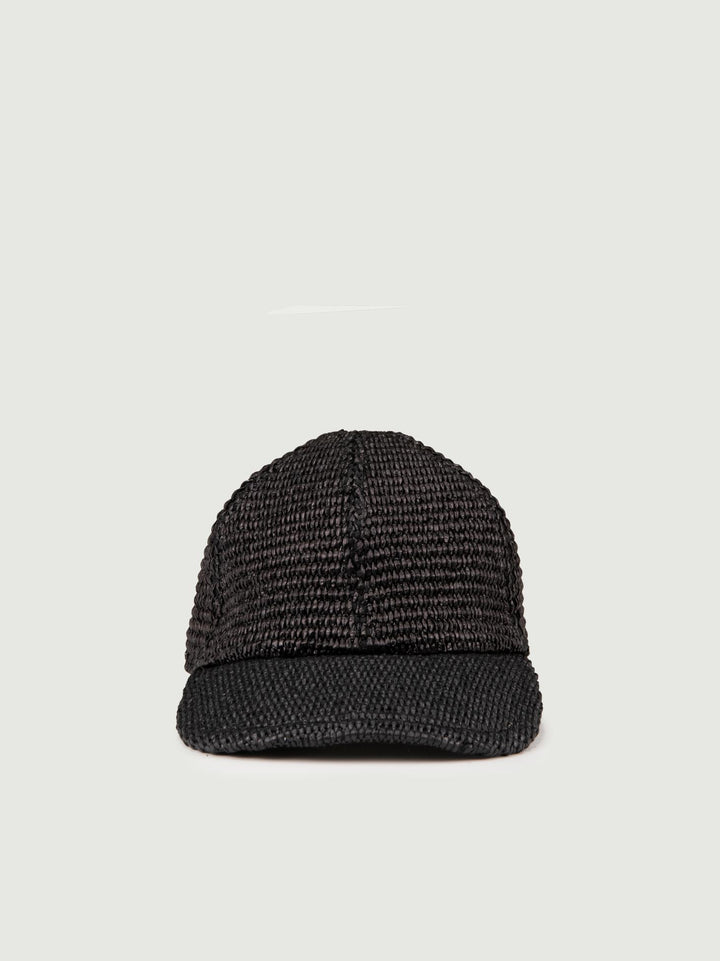 CAPPELLO CON VISIERA IN RAFIA NERO