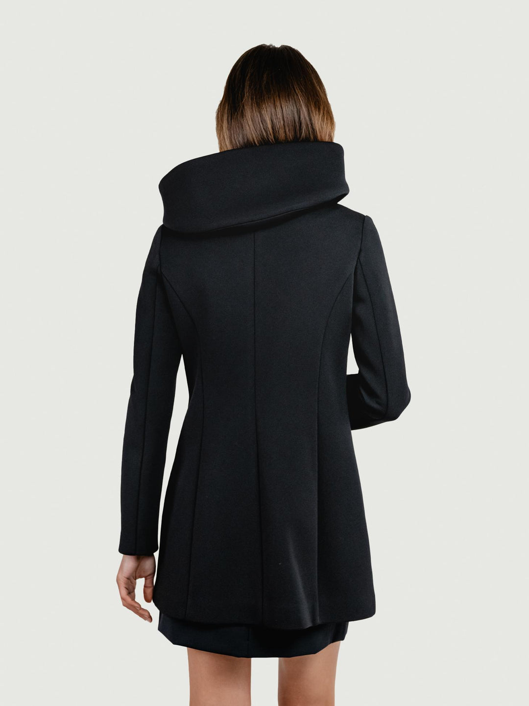 CAPPOTTINO TECNICO CON CAPPUCCIO NERO