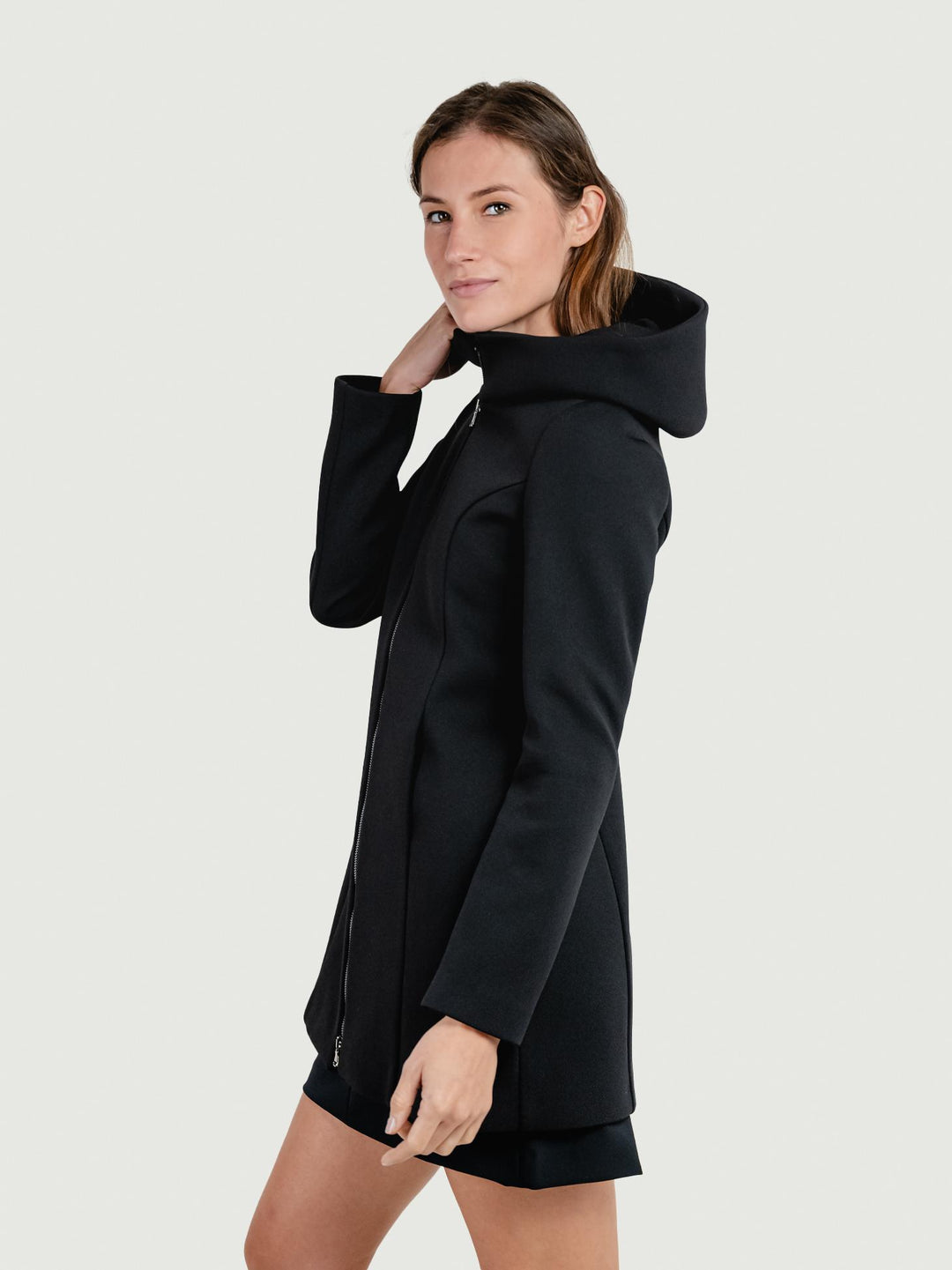 CAPPOTTINO TECNICO CON CAPPUCCIO NERO