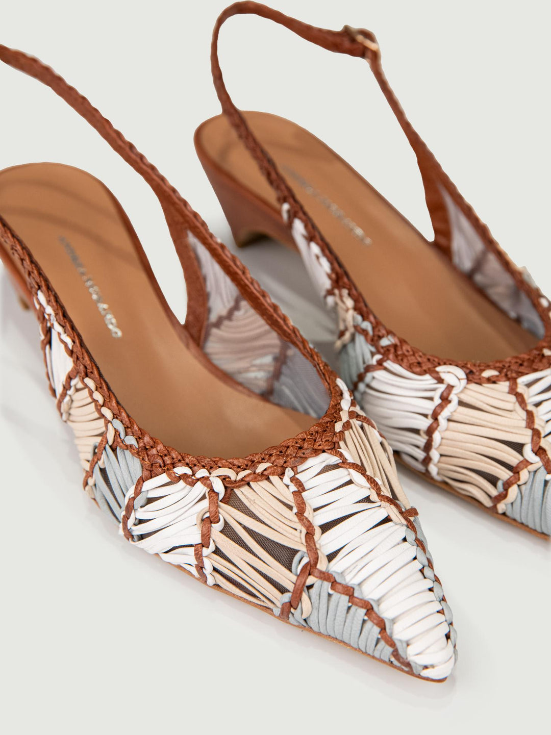 CHANEL MULTICOLORE CON TACCO