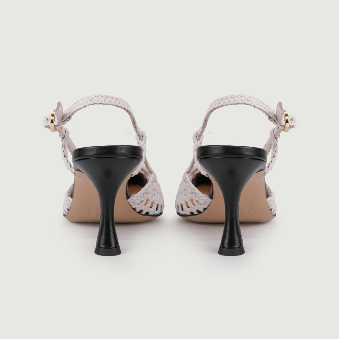 CHANEL SLING BACK CON INTRECCIO BIANCO E NERO