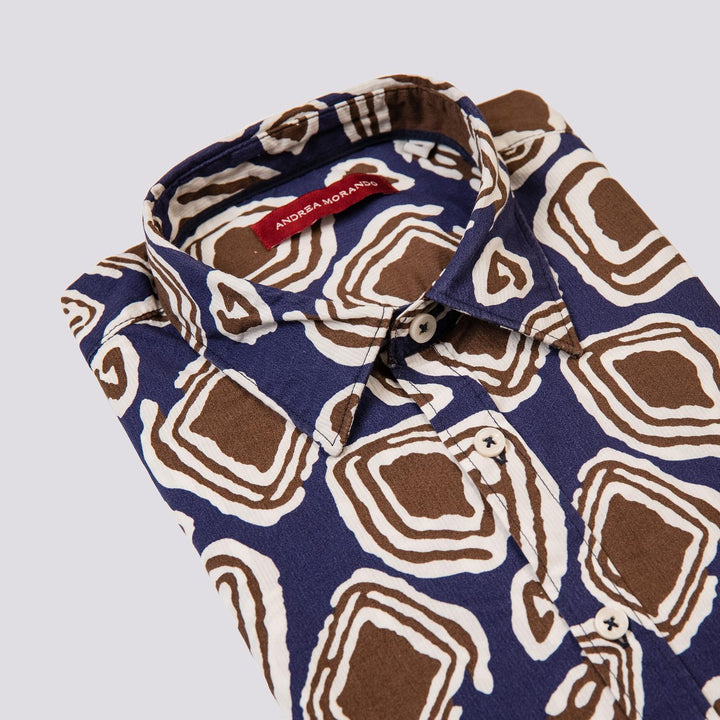 Camicia con stampa fantasia blu e marrone