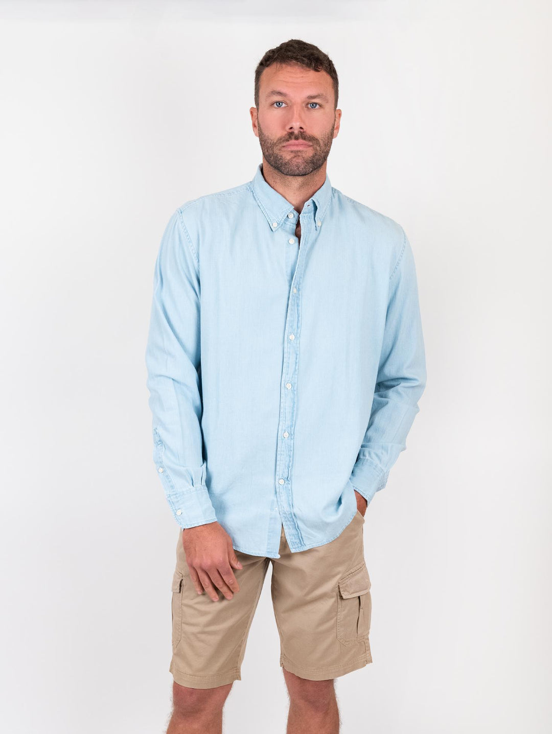 Camicia in denim chiaro button down