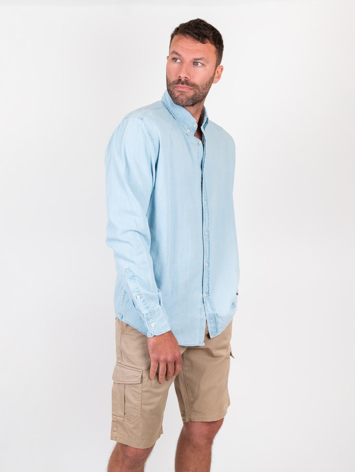 Camicia in denim chiaro button down