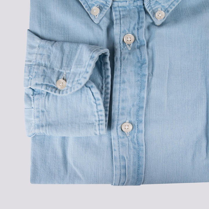 Camicia in denim chiaro button down