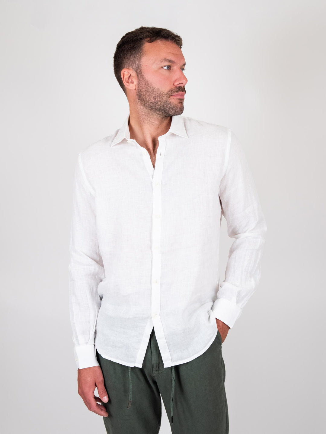 Camicia in lino bianco