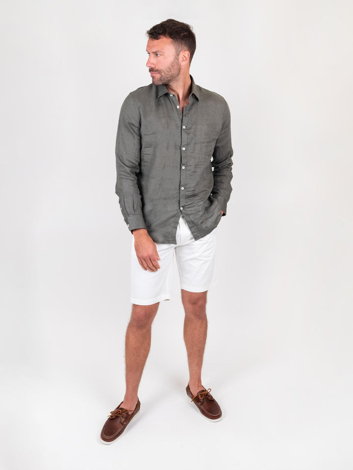 Camicia in lino verde militare