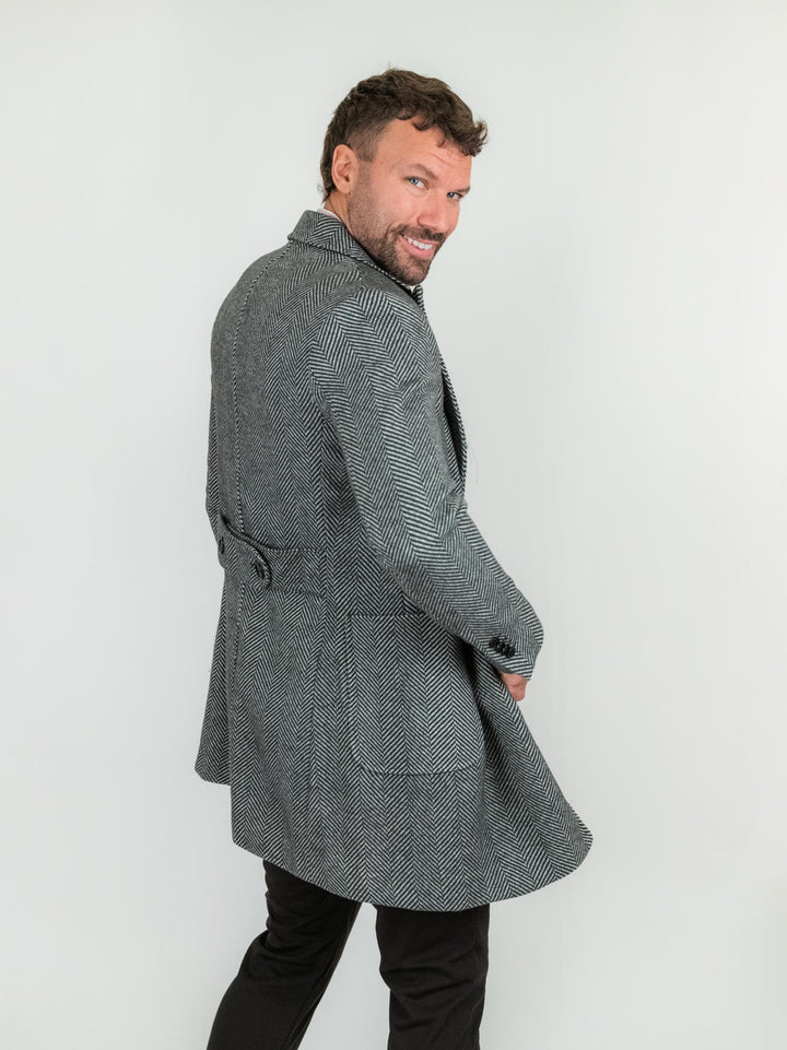 Cappotto doppiopetto misto lana spigato grigio