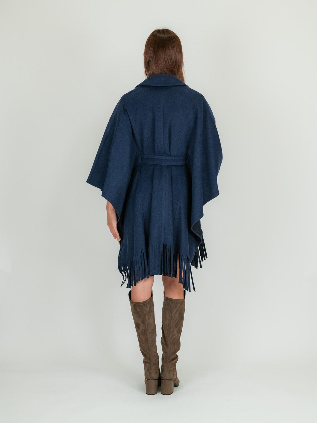 Cappotto mantella con frange blu
