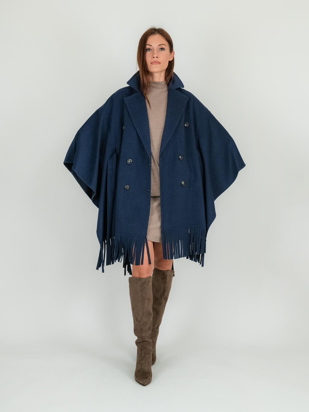 Cappotto mantella con frange blu