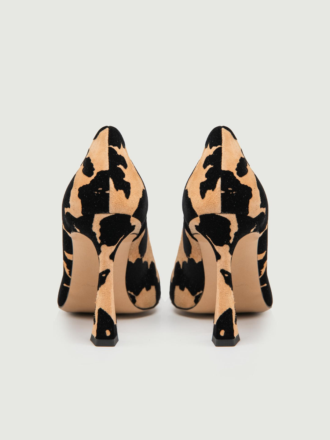 DÉCOLLETÉ  COW PRINT