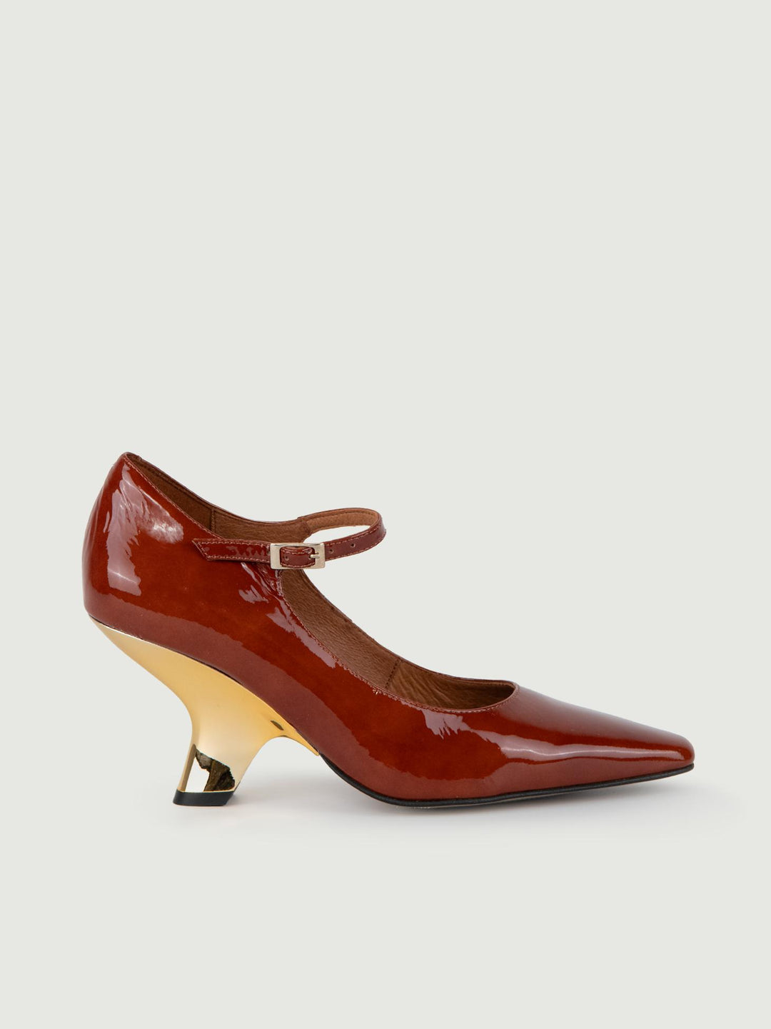 DÉCOLLETÉ IN VERNICE MATTONE CON TACCO ORO