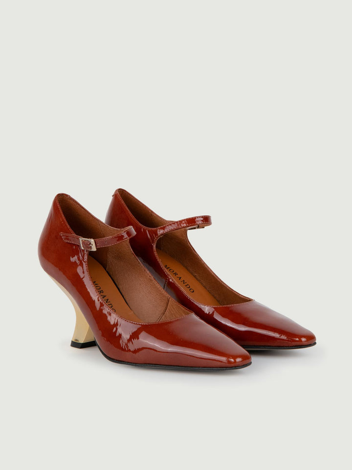 DÉCOLLETÉ IN VERNICE MATTONE CON TACCO ORO