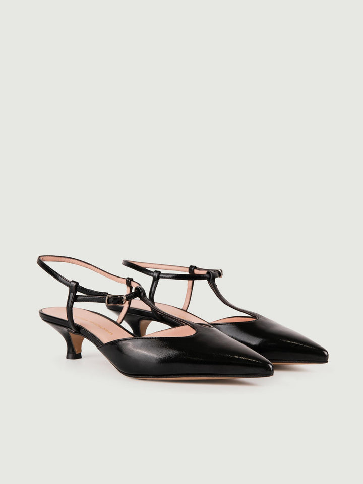 Décolleté con cinturino nera