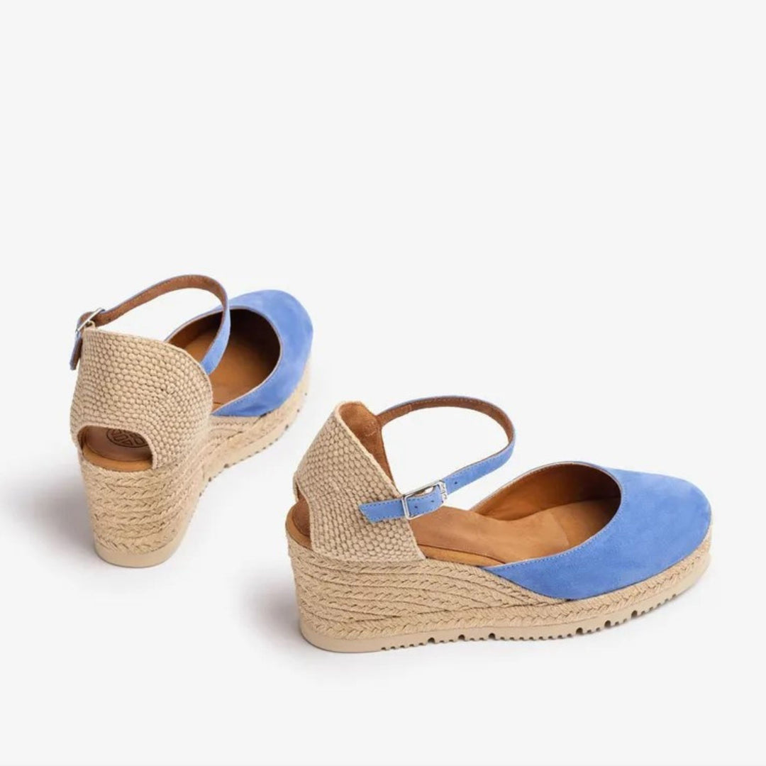 Sandali espadrillas con zeppa e laccetto color ciano