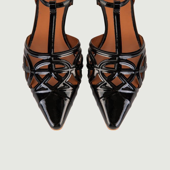 BALLERINE IN VERNICE NERA CON LACCETTO A T 24001/530B NERO ANDREA MORANDO 